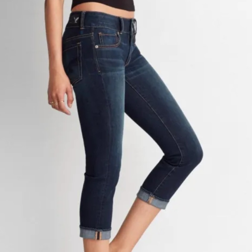 American Eagle Outfitters Arist Crop